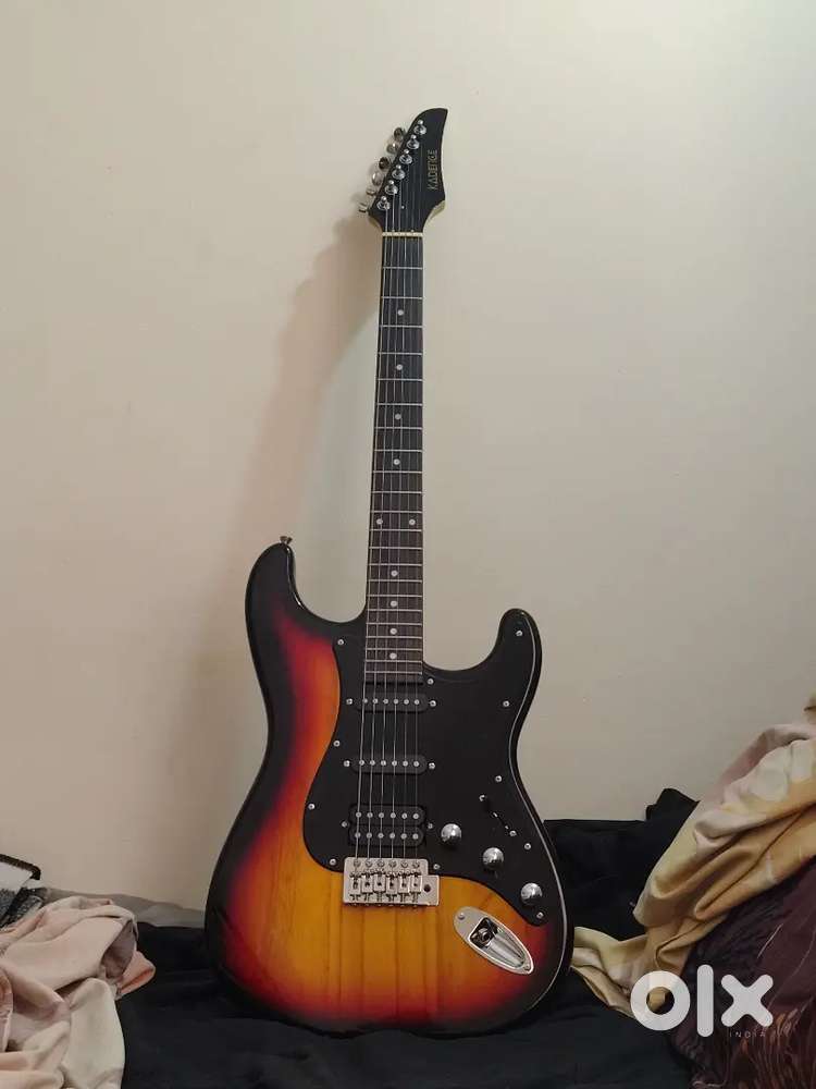 Kadence astroman Electric Guitar ( totally unused )
