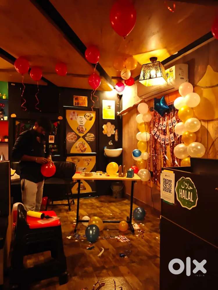 Famous Cafe shop for Sale