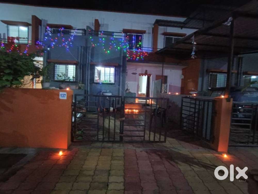 For Rent Row house no 137 neelkanth dream house