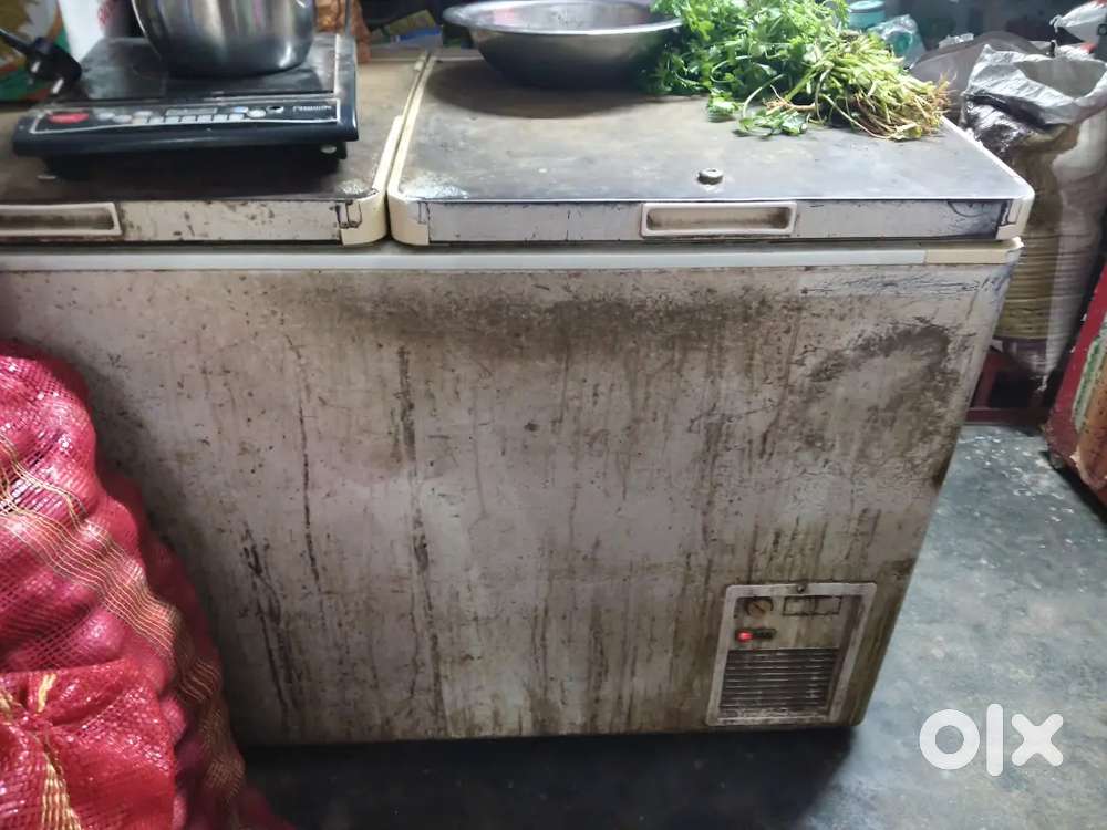 Voltas freezer