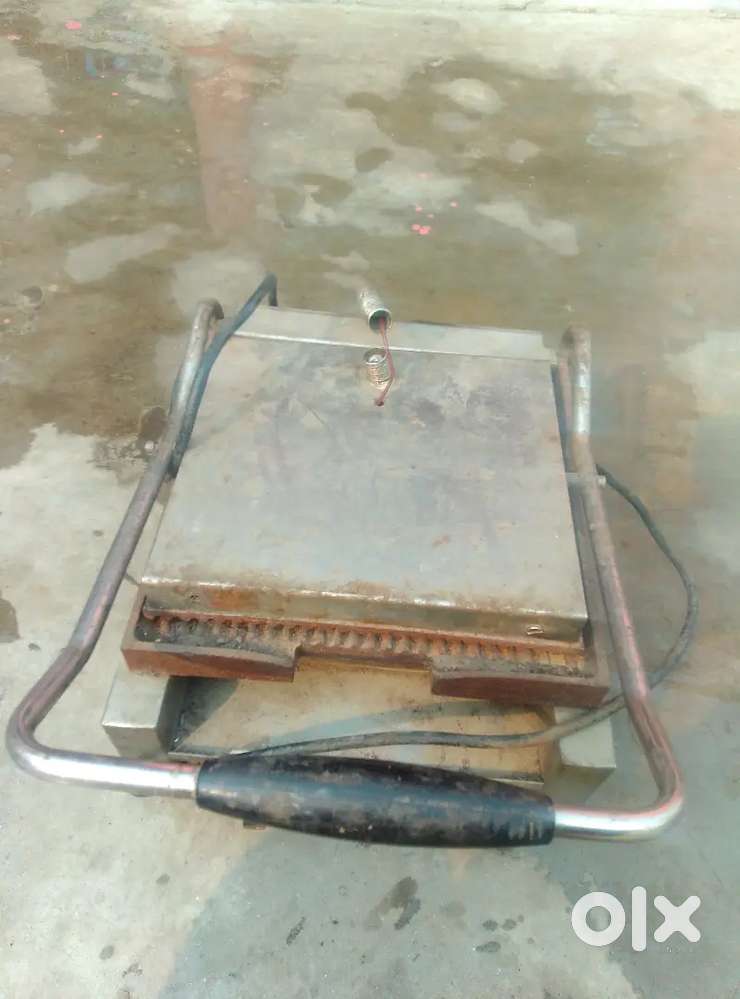 Sandwich grilled machine electric