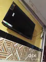 realme TechLife CineSonic Q 80 cm (32 inch) QLED HD Ready Smart Google