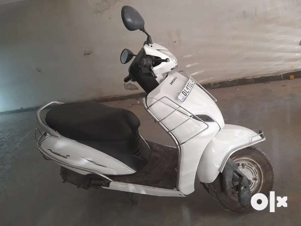 Selling scooty
