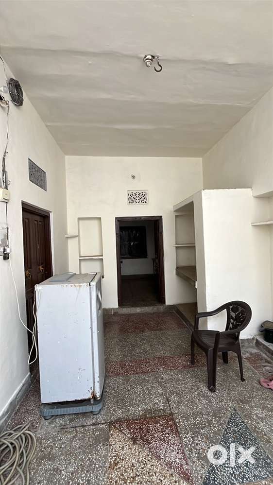 Rooms for Girls in Gopalpura