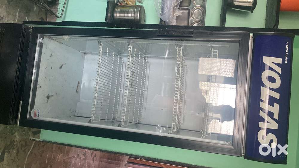 Voltas 320 ltr
