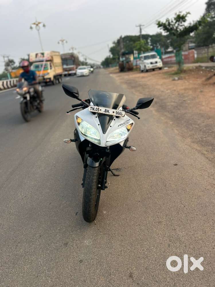 URGENT SALE YAMAHA R15 V1 PAKKA CONDITION