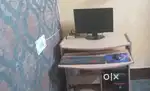 Computer desktop in nice condition