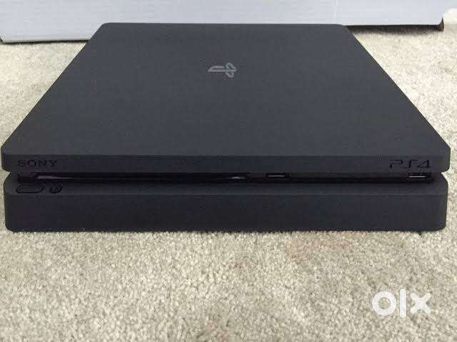 Sony Playstation 4 Slim 1tb
