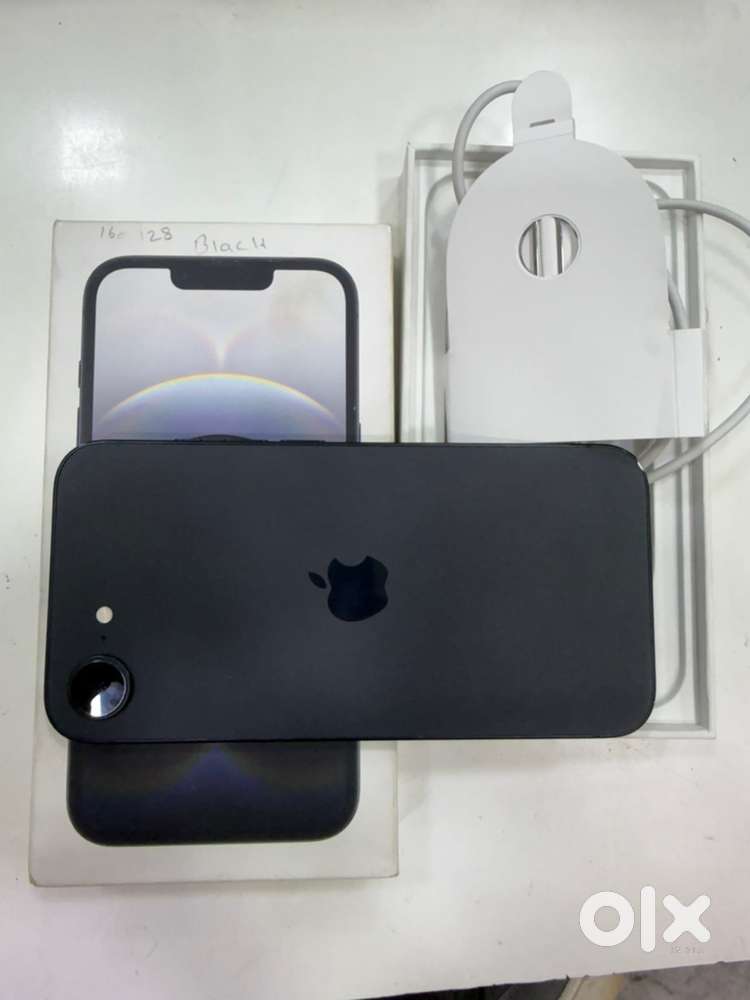 Iphone 16e 128gb Indian 4month old bill box cable