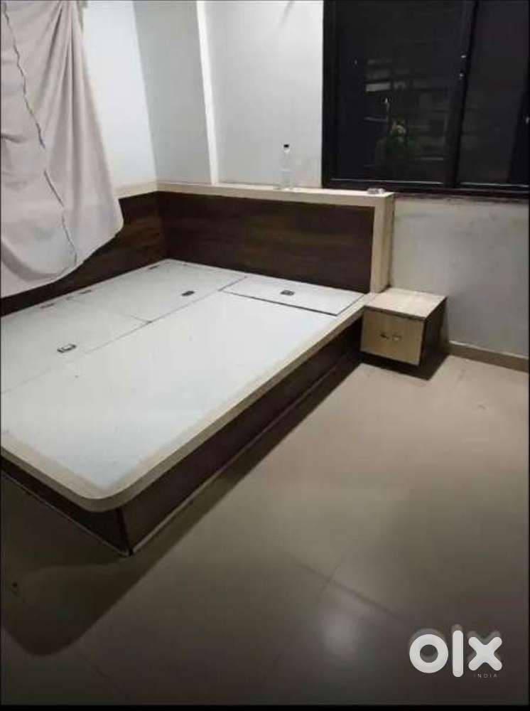 I need girls for flat mat