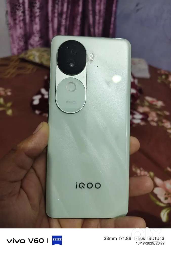 I want sale iQOO Z9S 8gb 256gb new condition with acc