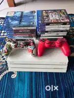 PS4 Pro + 2 DualShock controllers + 11 games