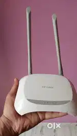 TP LINK 2 ANTENNA ROUTER 300MBPS
