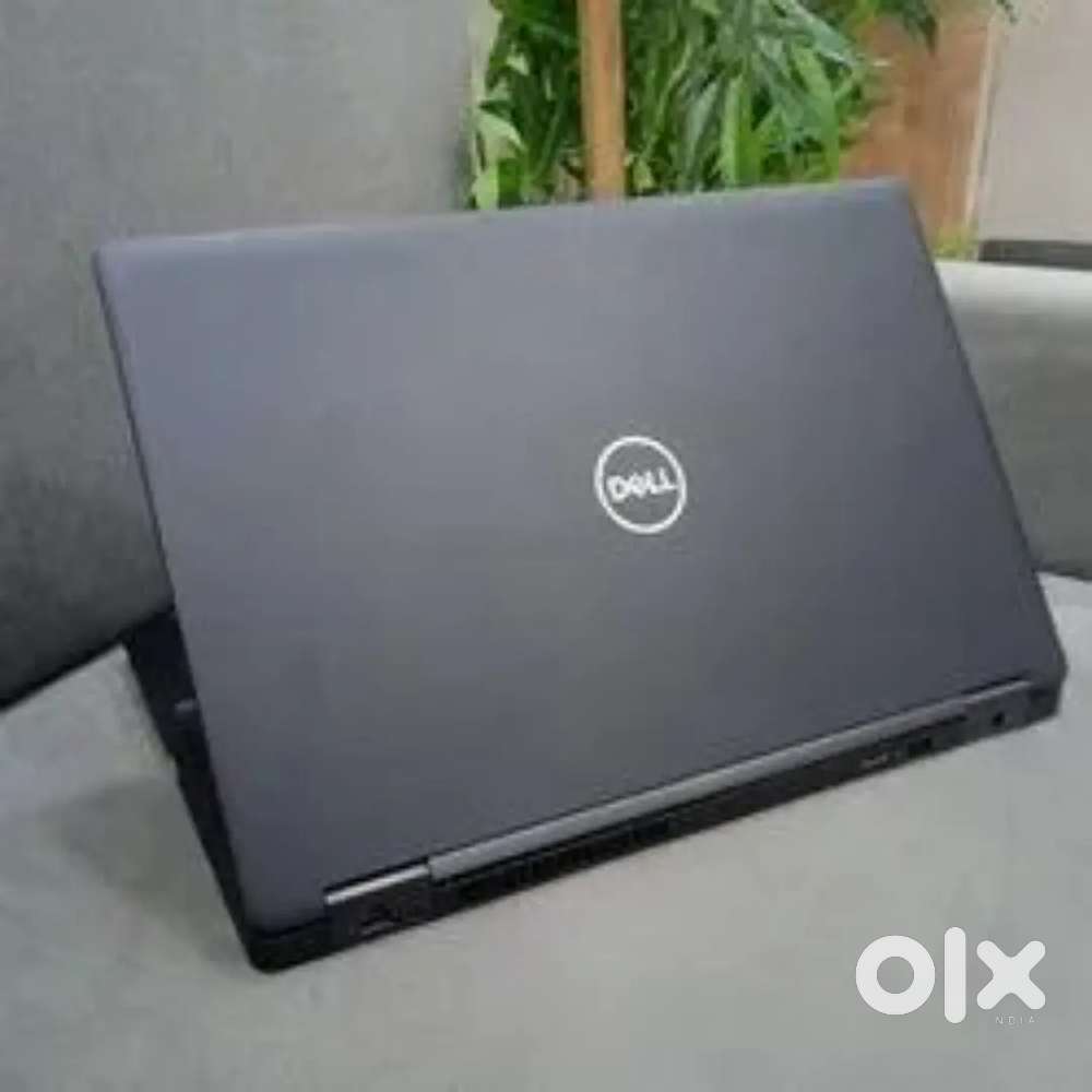 Dell Latitude 5591 15.6FHD Laptop,Intel Core i7 2.6 GH16GB RAM,512GB