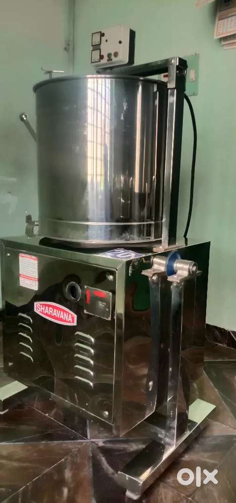 இட்லி, தோசை மாவு அரைத்து பேக் செய்து கொடுக்கும் பொருட்கள் வரை விற்பனை