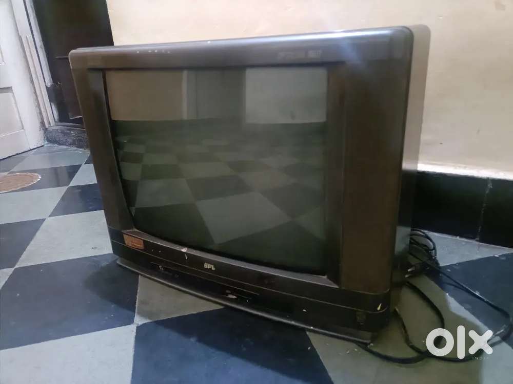 BPL TV for Sale – 25 Years Old (Needs Repair)
