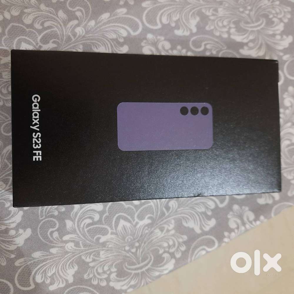 Samsung S23 FE 256GB Middle East Version.