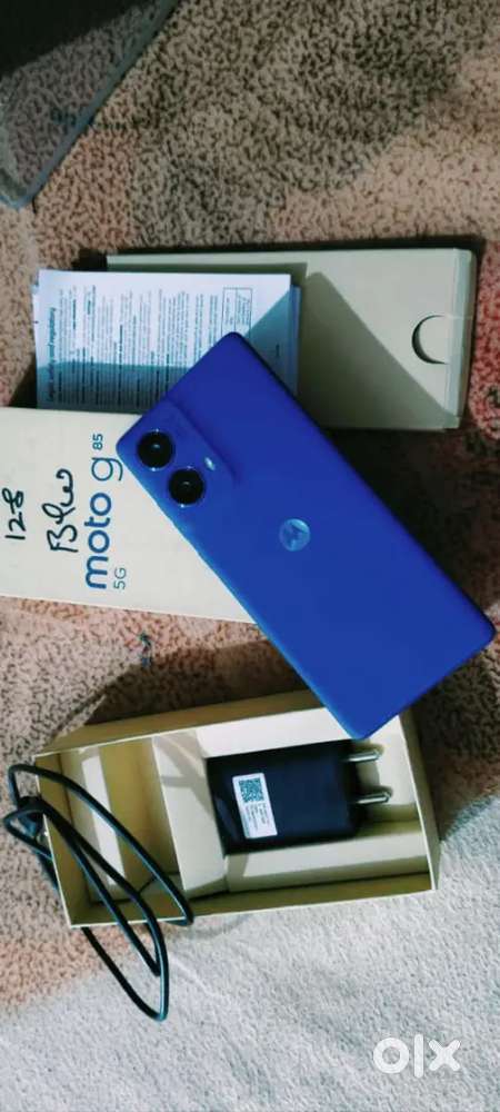 Motorola g85 5G 8GB RAM 128 memory