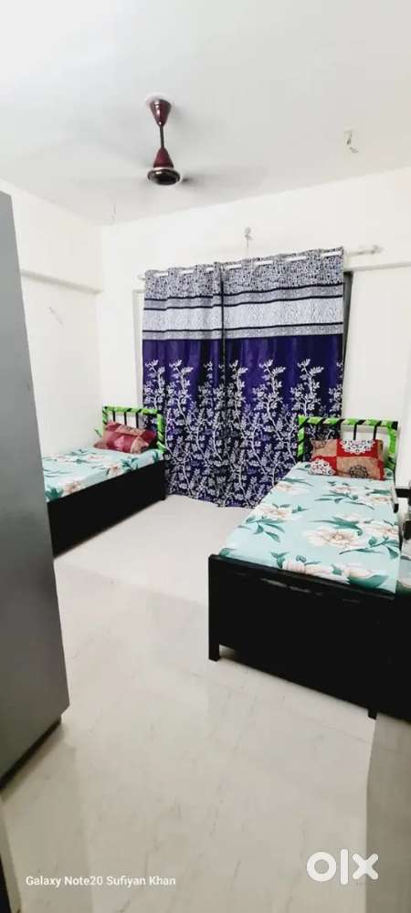 Double three sharing basis pg accommodation andheri west for girls