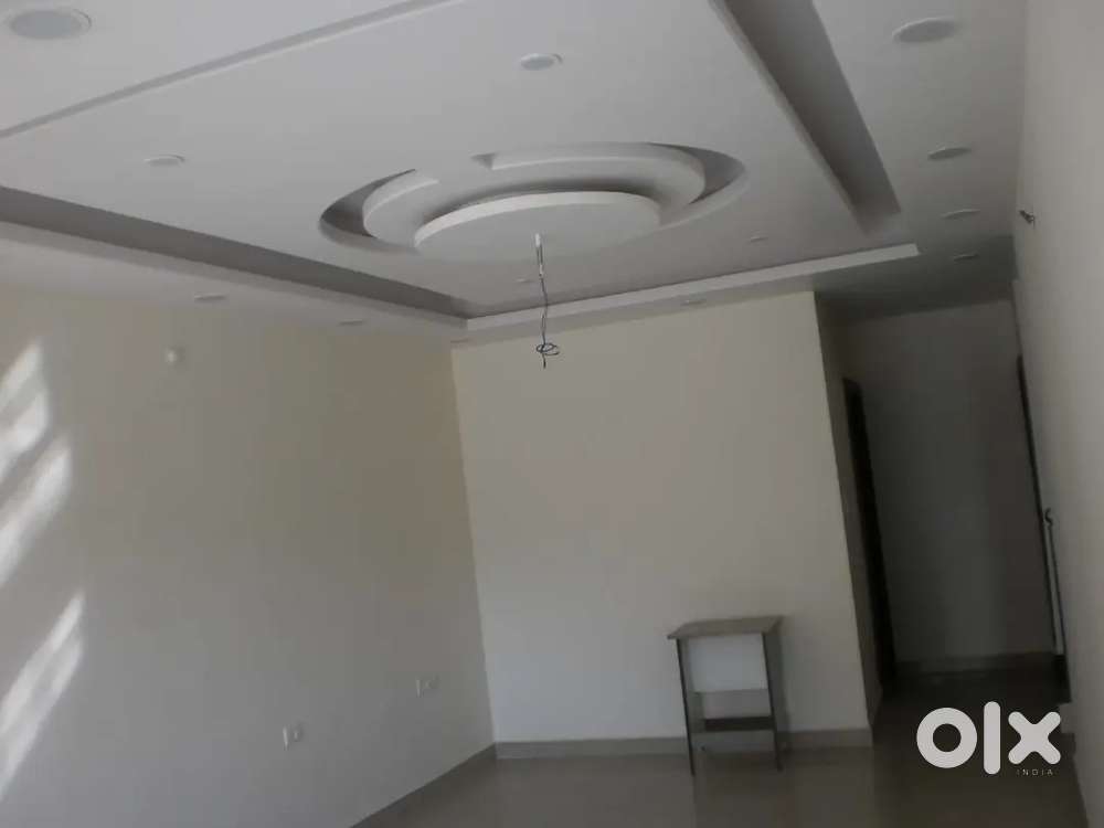 SECOND FLOOR 2-BHK FLAT SALE NEAR PEOPLES MALL AND BHOPAL MEMORIAL