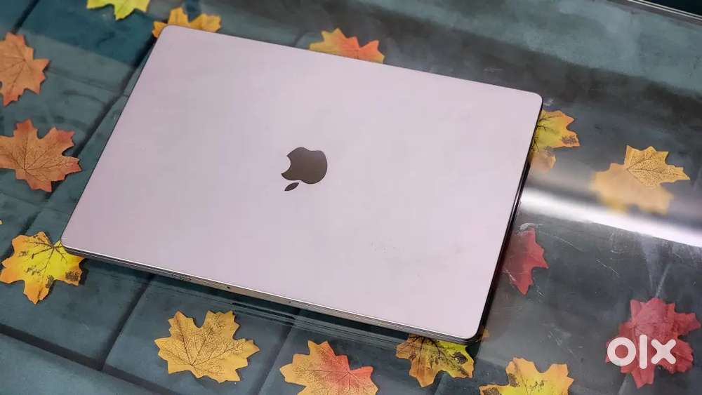 M1 Apple Macbook Pro 32GB Ram 512GB Apple SSD  FRESH CONDITION