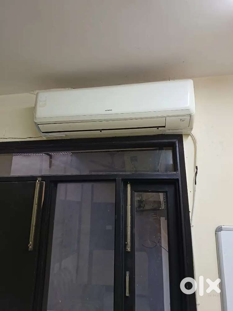 Split Ac 1.5 ton with Stablizer in Working condition