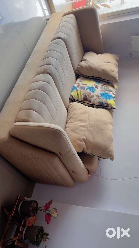 5 seater sofa urgent cell krna h