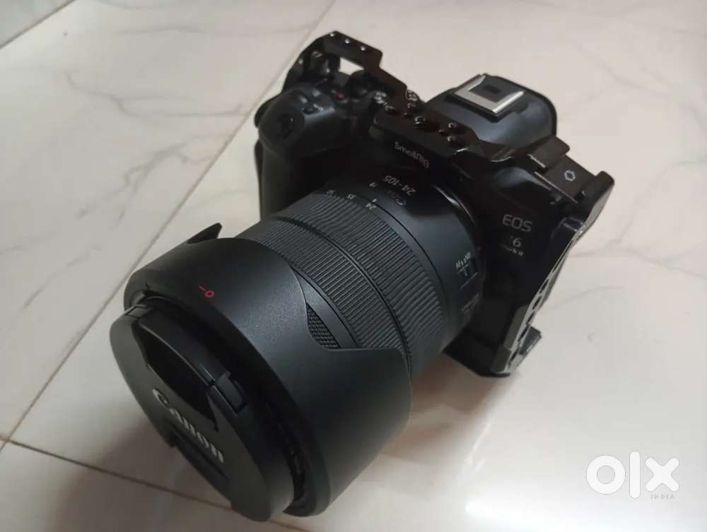 Canon r6m2 with 24-105 lens 1 1/2 years old but not used