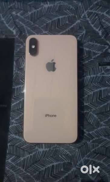 I phone XS  (95% bettery health h ) good condition h