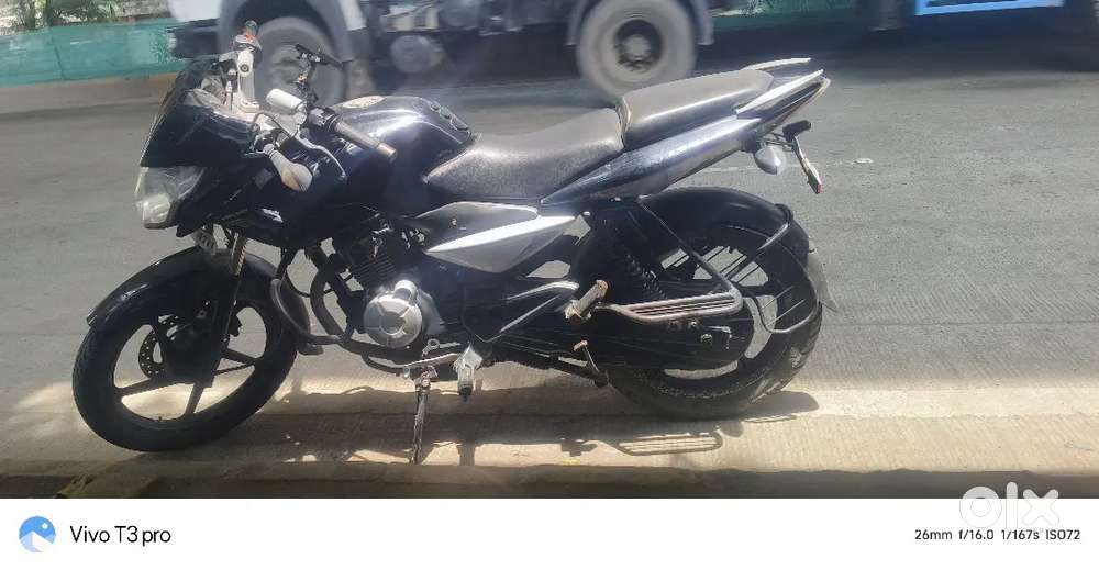 Urgent sale Bajaj Pulsar 135 in proper running condition self start