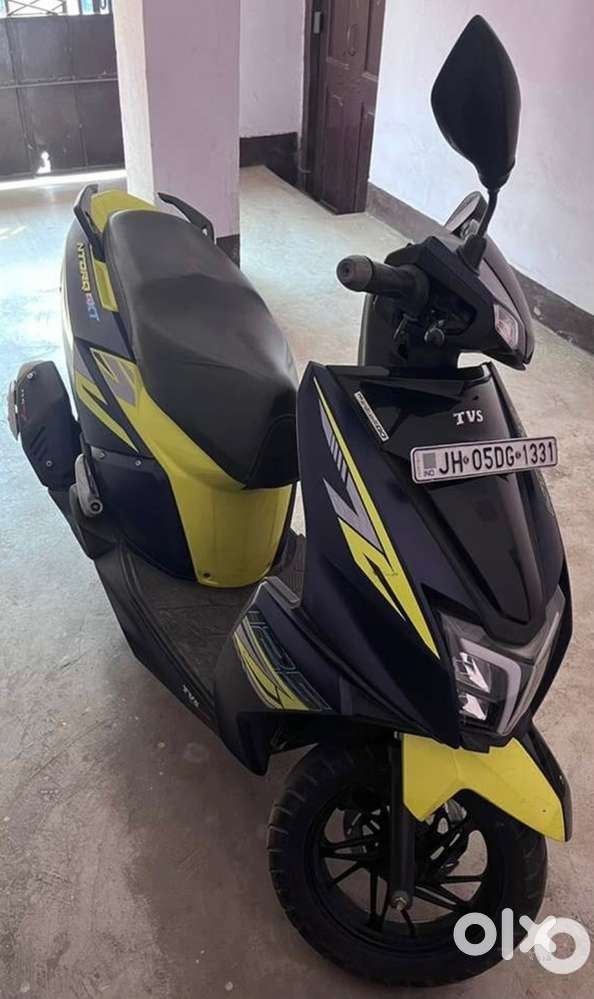 Tvs ntorq xt 125 top model in very very good condition