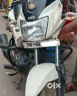 TVS Star City White and Gold
