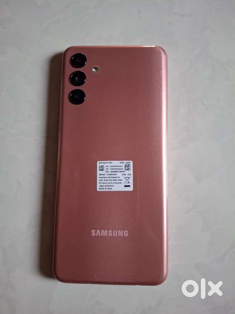 'Samsung a04s'