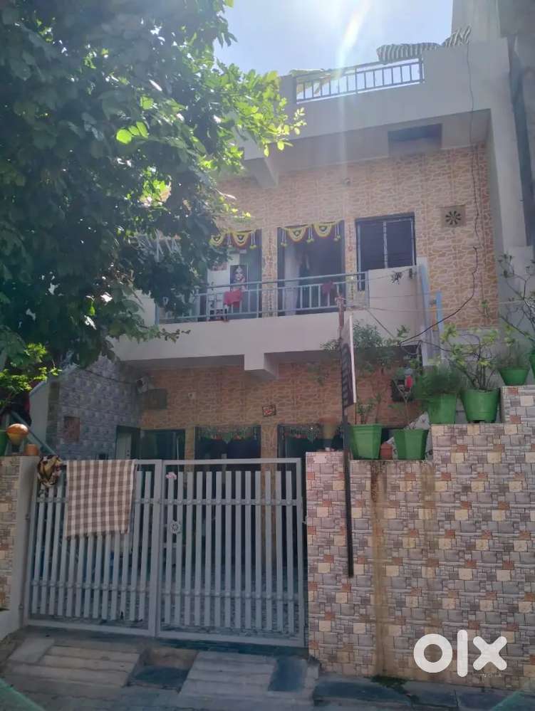 House 110 vaar 22 no frount