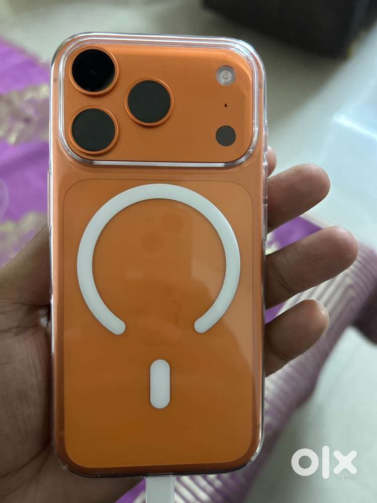 17 pro orange
