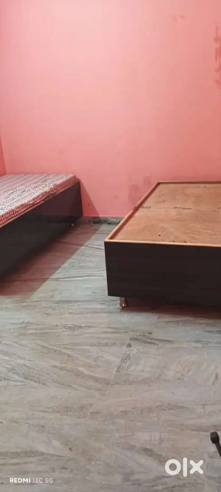 2 BHK AVAILABLE