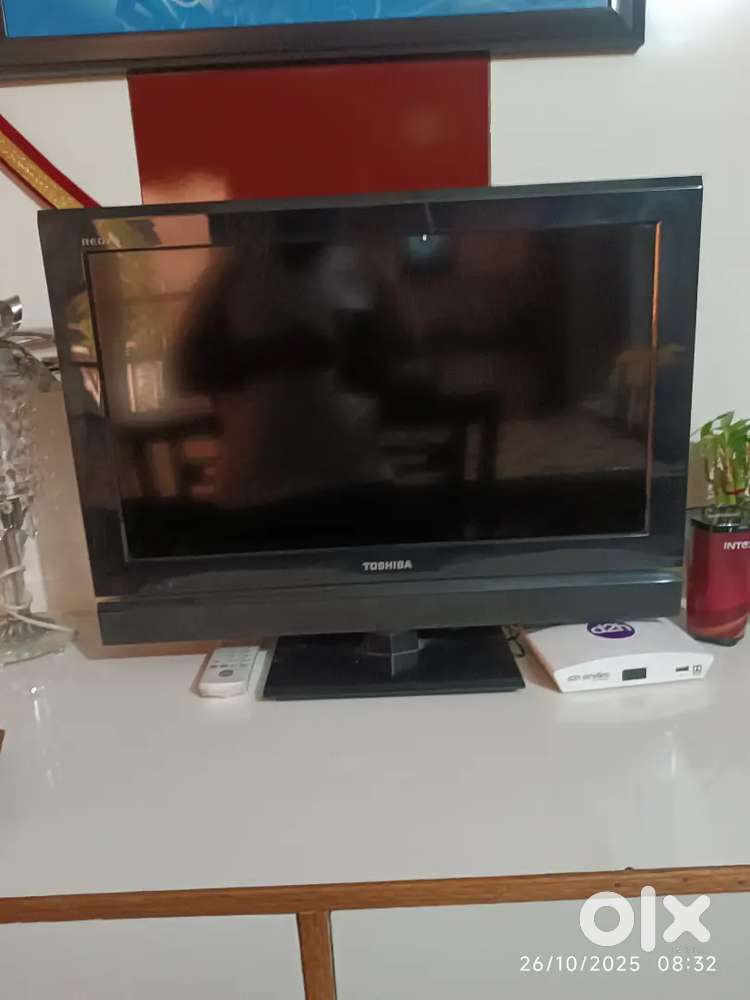 Toshiba lcd 26inch with remote