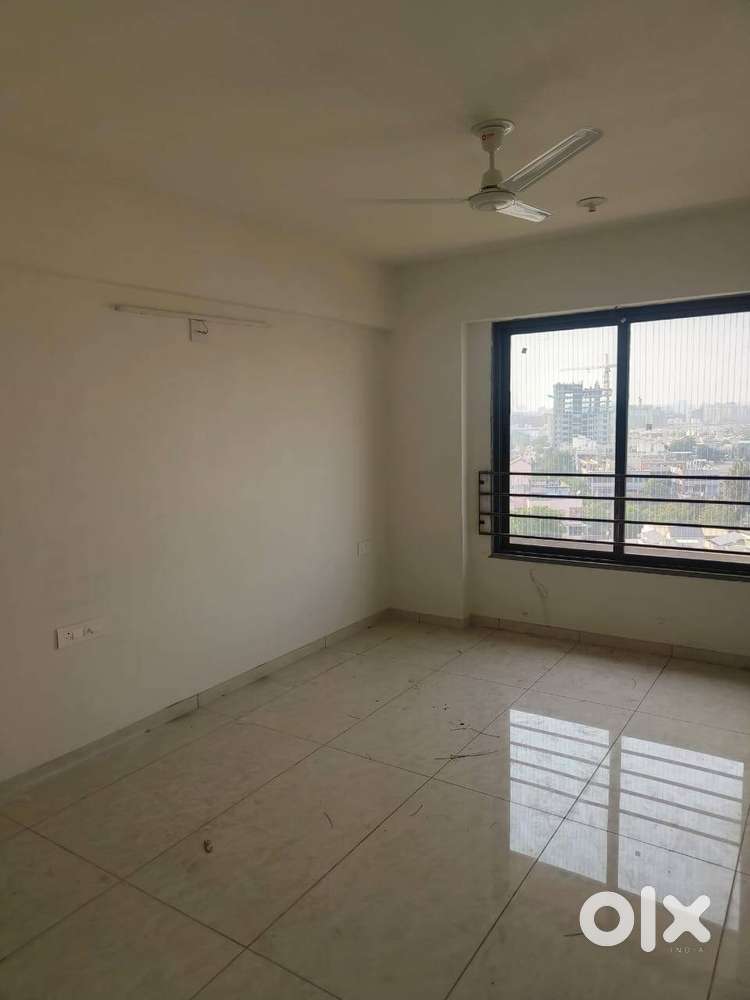 Semi Furnished 3 Bhk Flat Available For Rent In Chandkheda