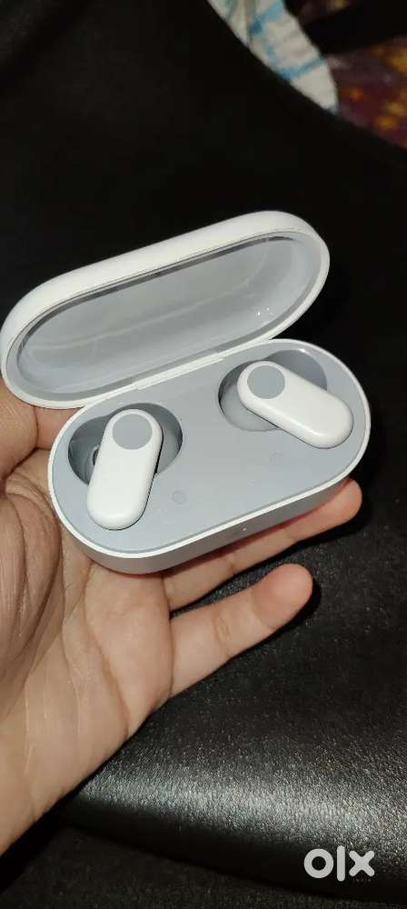 One plus ear buds