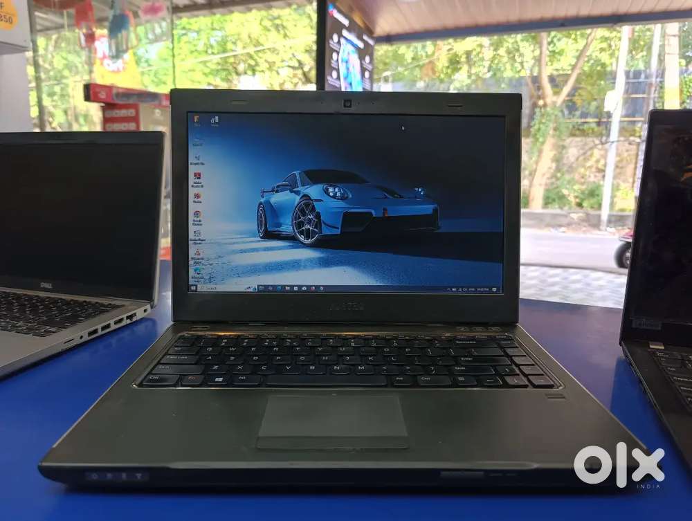 Dell laptop i3 3rd generation only 9000