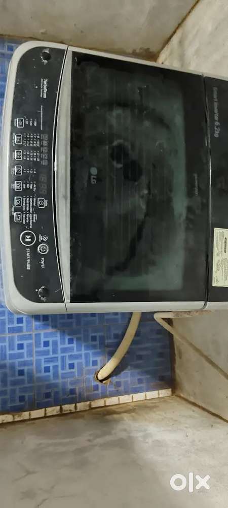 LG FULL AUTOMATIC WASHING MACHINE TOP LOADED