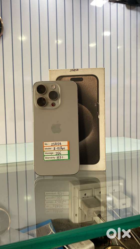 I phone 15 pro 256