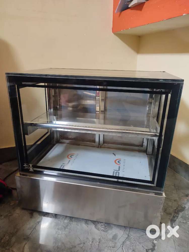 Dessert Showcase Display Rack