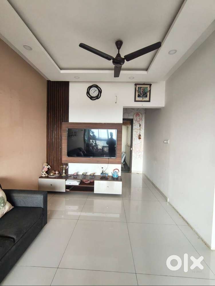 3BHK Semi-Furnished Apartment for Lease in Bannerghatta Road