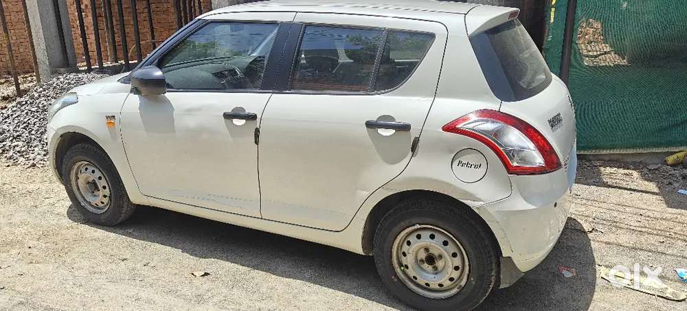 Maruti Suzuki Swift 2013 Petrol Well Maintained