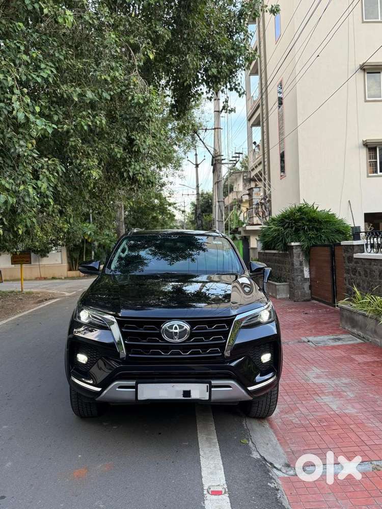 Toyota Fortuner 2023 Diesel 48000 Km Driven