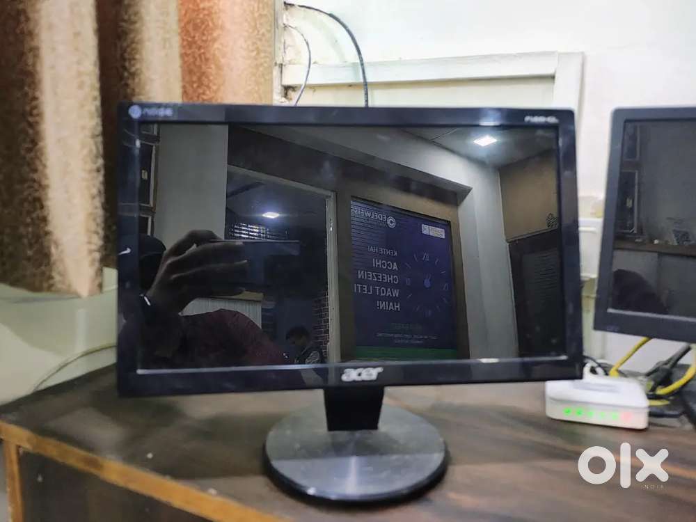 Acer monitor 15 inch high resolution hd quality