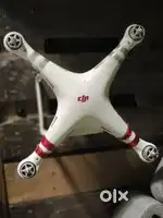 DRON DJI PHANTOM 3 charger battery best condition argent sell
