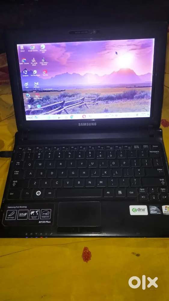 Mini laptop good condition 2gb ram 4hour battery backup