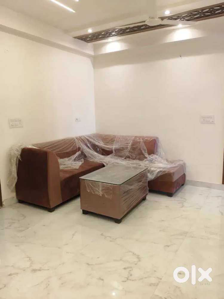 2 BHK fully furnished for family and working